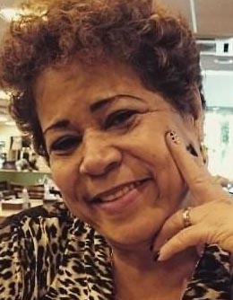 Rosa Mari Moraes Lourenço (Esposa do Dito das Baterias) - Prever