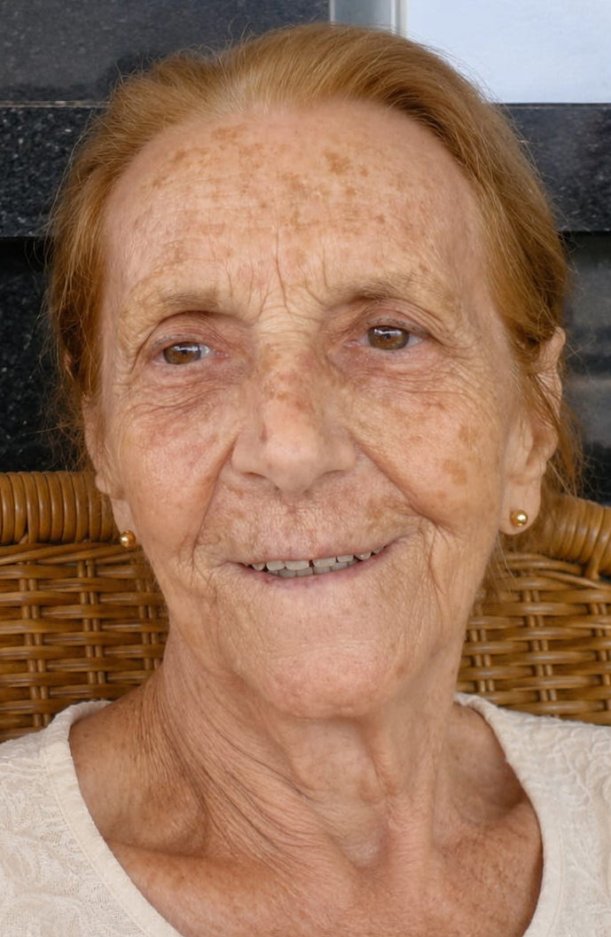 Maria Santinha Ballini Macedo Pinto (Nina)